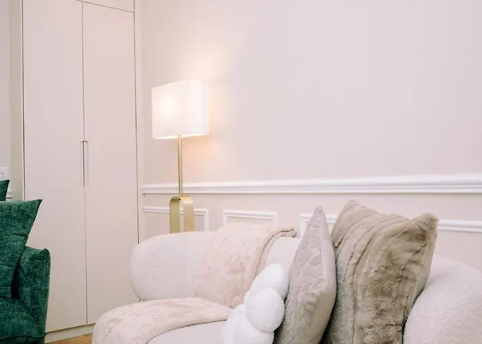 4p-1br - Eiffel Tower View - Fully Renovated - A-c Apartamento Paris