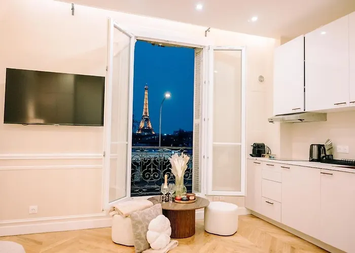 4p-1br - Eiffel Tower View - Fully Renovated - A-c Apartamento *