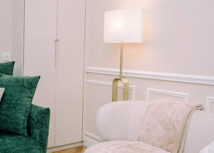 Apartamento 4p-1br - Eiffel Tower View - Fully Renovated - A-c Paris