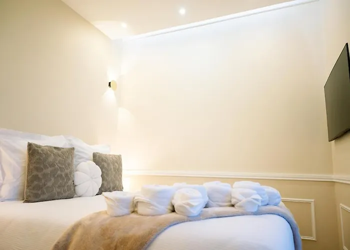 Apartamento 4p-1br - Eiffel Tower View - Fully Renovated - A-c *