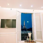 4p-1br - Eiffel Tower View - Fully Renovated - A-c